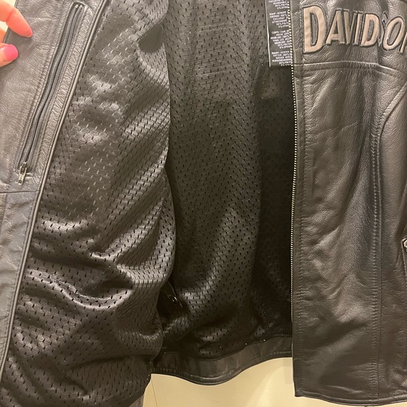Women’s Harley Davidson Large Leather Jacket - Picture 10 of 10
